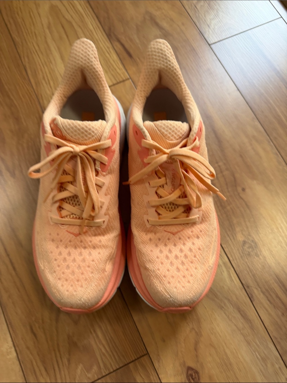 Hoka Women's Clifton 9 Peach/Coral Cushioned Running Sneakers - Picture 2 of 7